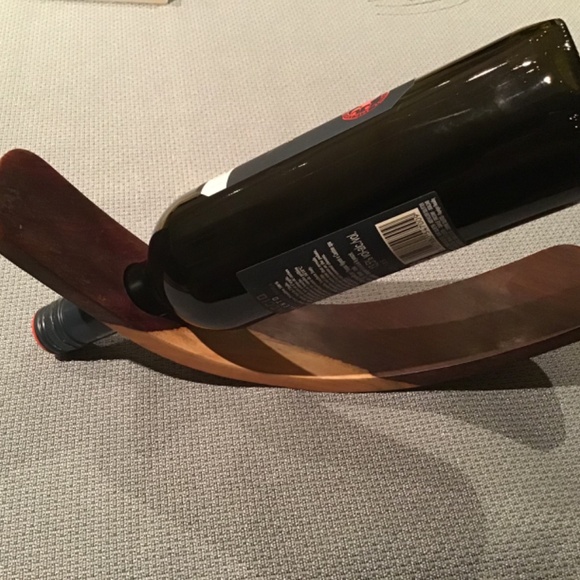 Wine bottle holder - Picture 2 of 2